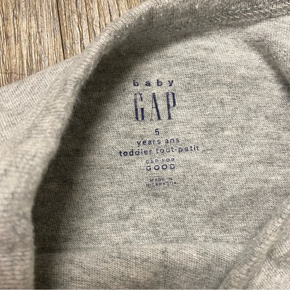 GAP Red Gray and‎ Plaid Button Down Shirt Boys Lot Of 3 Size Small /5